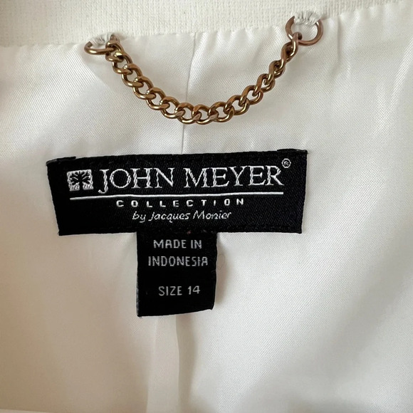 Gold and cream Blazer Structured Silhouette Business Wear - Picture 4 of 12